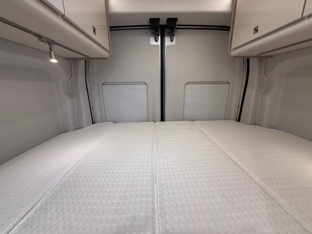 Bürstner LINEO C 590 BVA — Ford (2023)