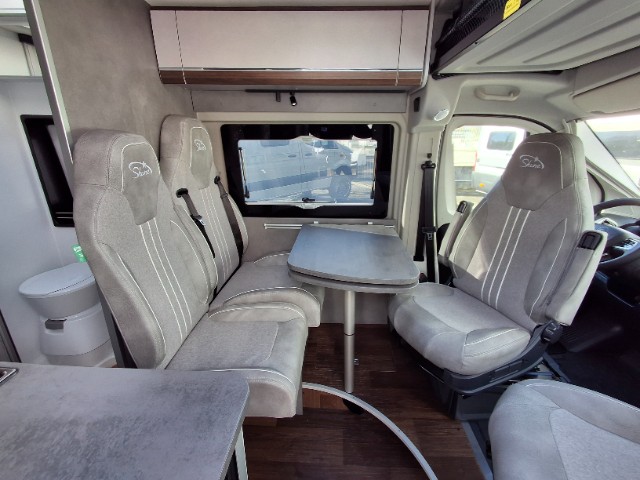 Pössl H-LINE SUMMIT SHINE 600 — Citroën (2026)