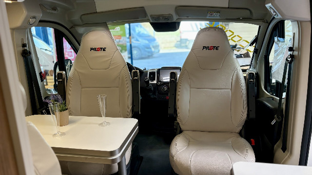 Pilote V 540 G X EDITION — Citroën (2023)