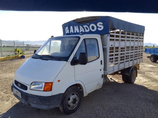 Ford Transit 2.5 TD 100 CV Caja Ganadera – 1999