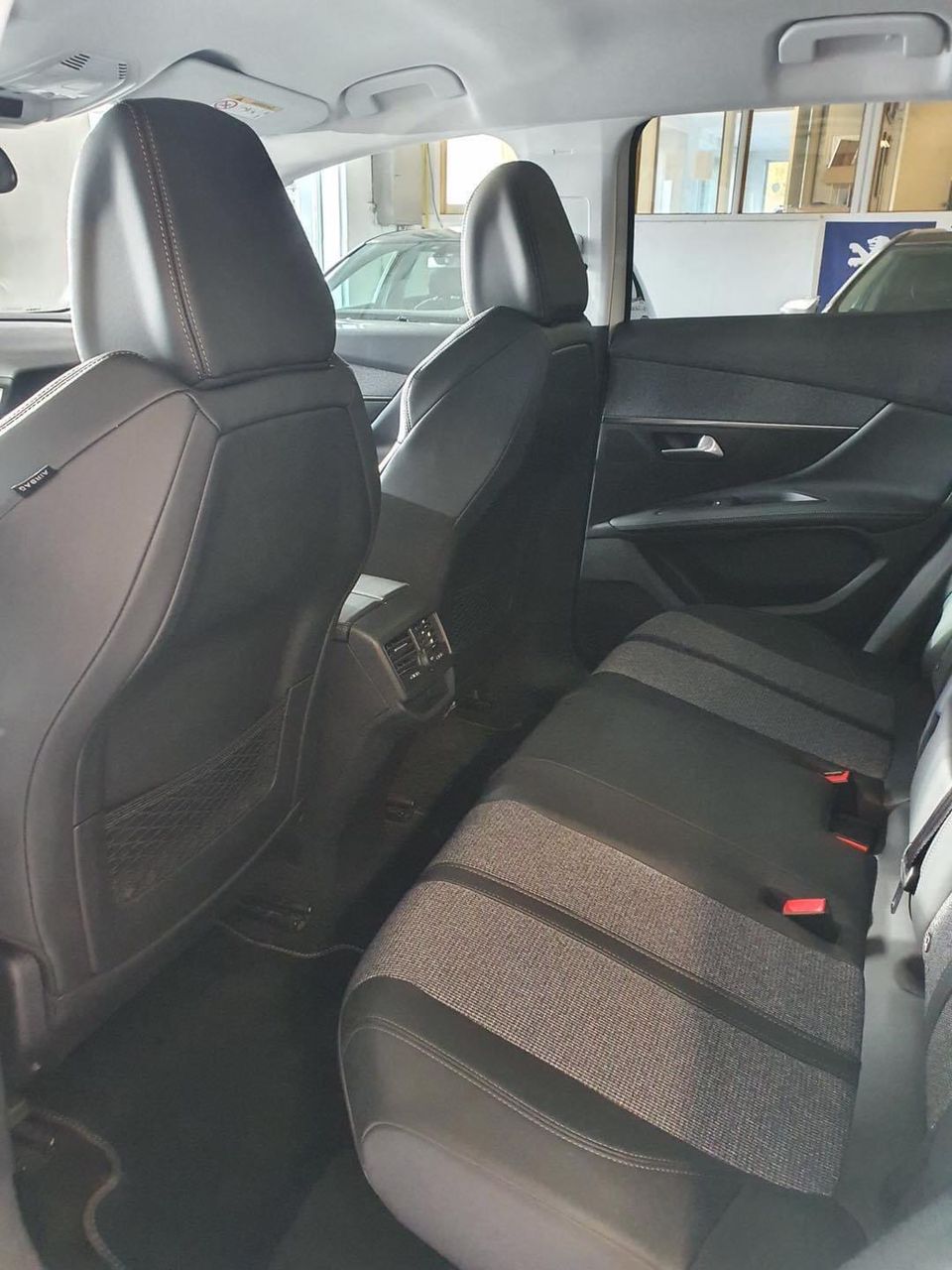 Peugeot 3008 Allure 1.6 THP – Automatique – 180 ch – 2019