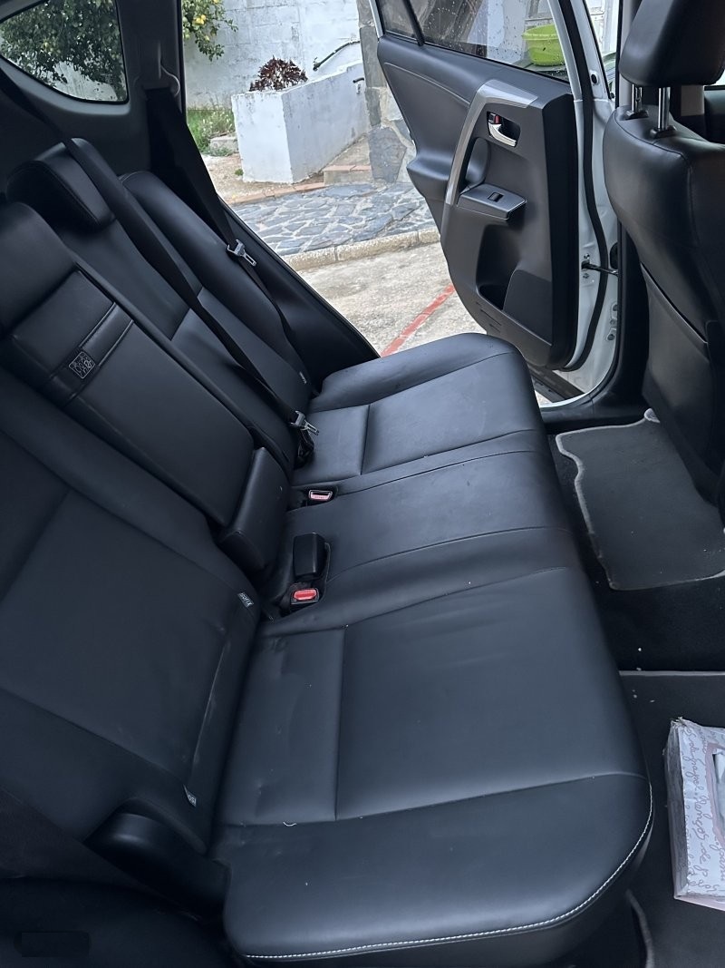 Toyota RAV4 2.5 Hybrid 4WD Executive – 197 ch – 2017