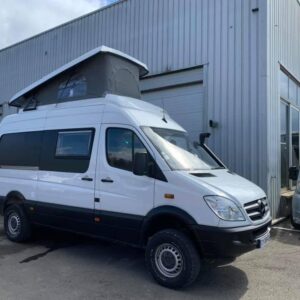 Mercedes Sprinter 316 4×4 – Aménagement intérieur complet sur mesure