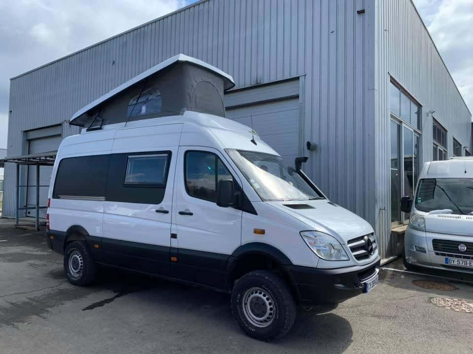 Mercedes Sprinter 316 4×4 – Aménagement intérieur complet sur mesure