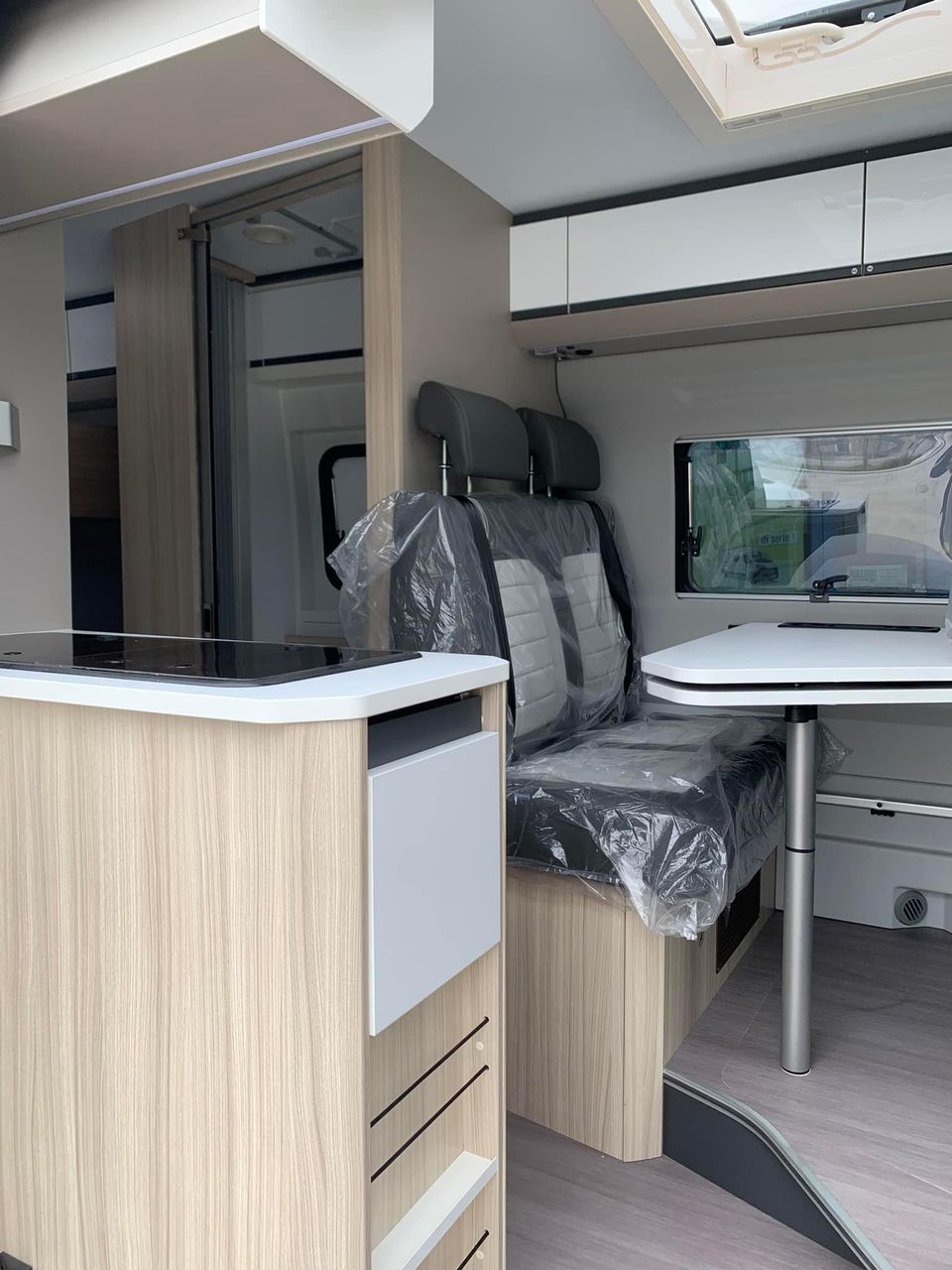 Adria Twin Plus 600 SPB Family 2023